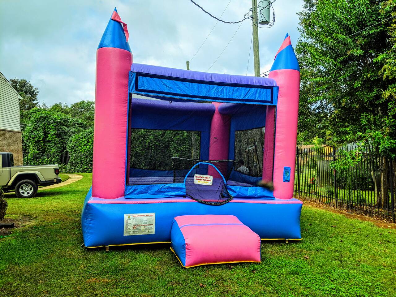 Actual Wow Inflatables Pink/Purple Bounce House